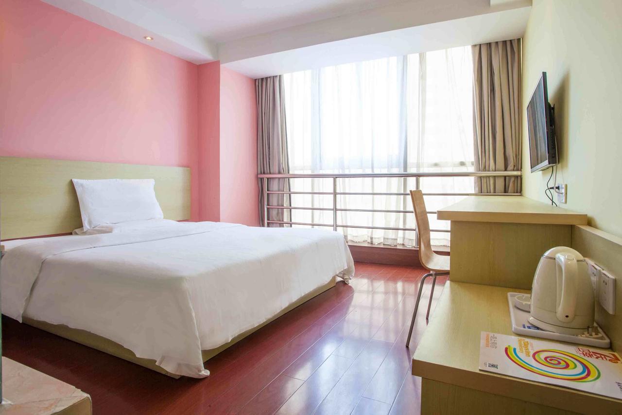 7Days Inn Deyang Zhongjiang Kuishan Park Exterior foto